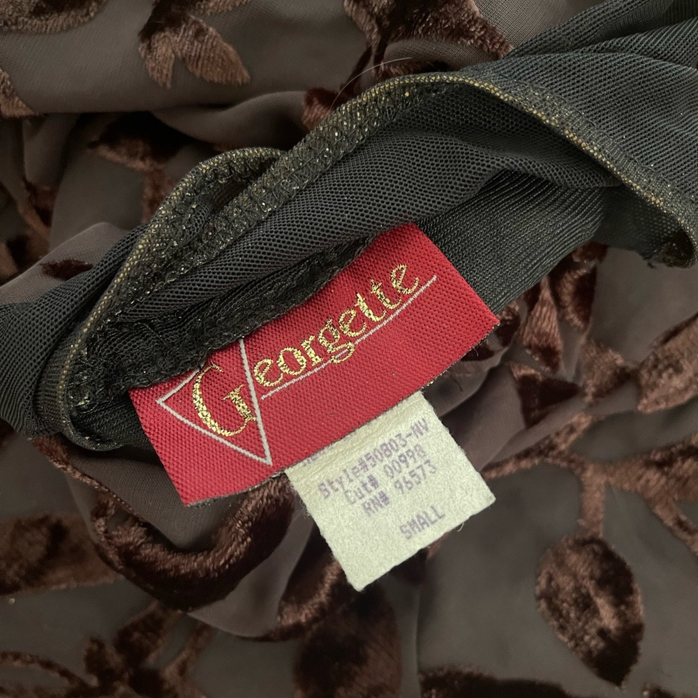 Elegant Brown Black Sheer Overlay Velvet Floral Dress - Picture 8 of 11